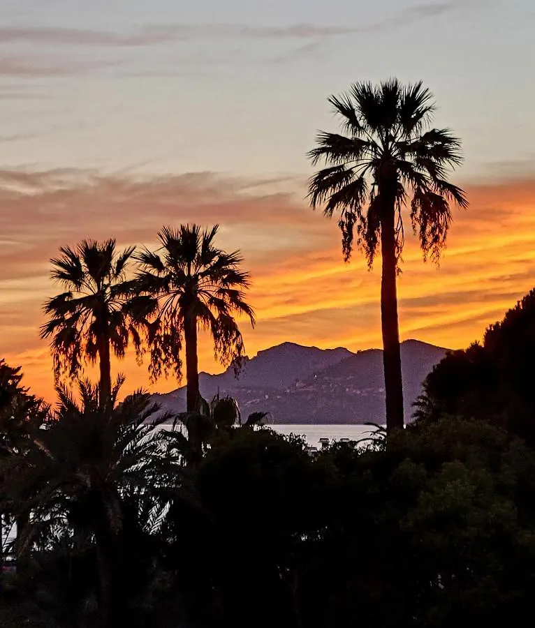 Sea Side Apartment Cannes