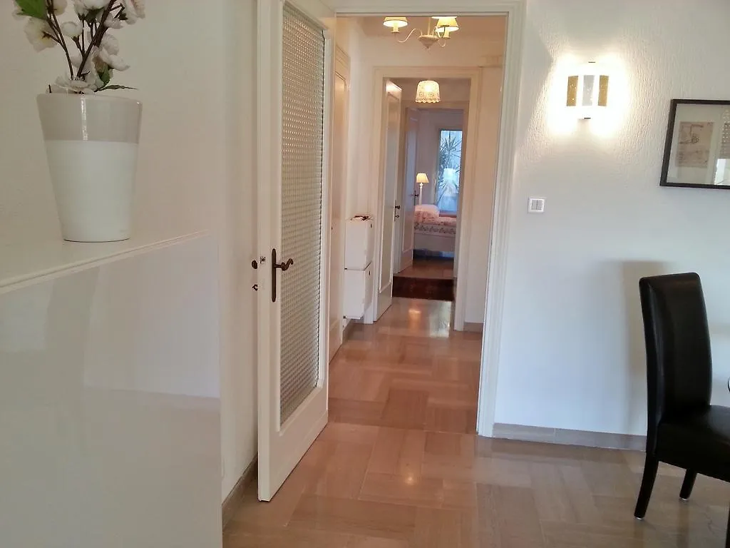 Sea Side Apartment Cannes France